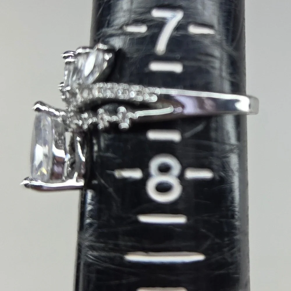 Silver Tone Pear Marquise Cubic Zirconia Statement Ring Size 7.5 Clear Pavé Band